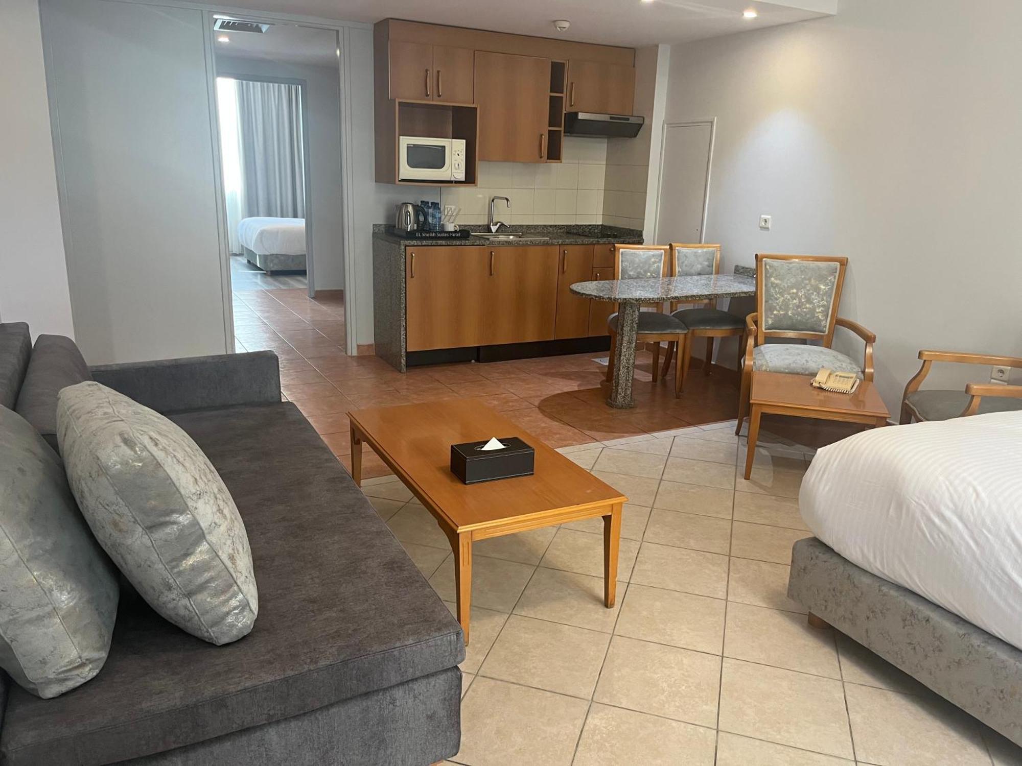 El Sheikh Suites Hotel Beirut Ngoại thất bức ảnh